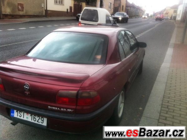 Opel Omega 2.0 16V CD – fotografie 3