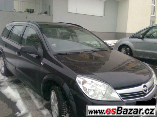 Opel Astra 1.9 diesel 2009 – fotografie 4