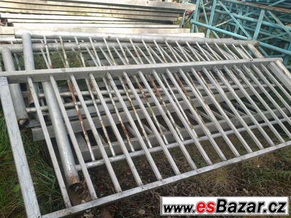 Ocelové zábradlí – fotografie 1