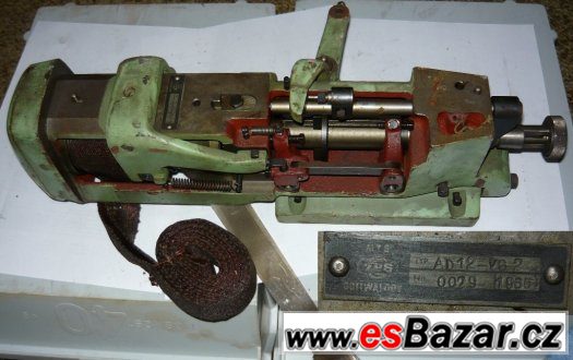 Soustružnický automat AD 12 – fotografie 3