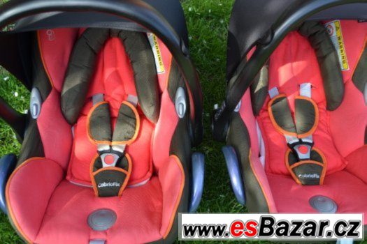 2x Autosedačka Maxi Cosi Cabriofix-red 0/13kg – fotografie 2