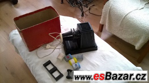 Promítačka Diax,diaprojektor z r.1963, 5ks pohádky – fotografie 1