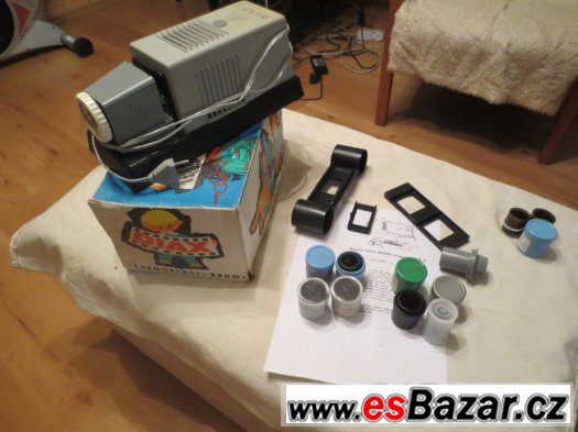 Promítačka Diax,diaprojektor + 8x pohádky +bonus – fotografie 1