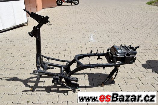 Prodám motocyklové rámy Kentoya a mnoho náhradních dílů – fotografie 2