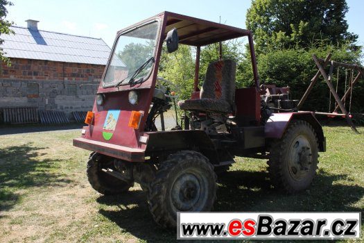 Traktor 4x4 Diesel Zetor Navijak Zil V3s Aro – fotografie 1