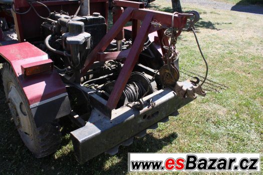 Traktor 4x4 Diesel Zetor Navijak Zil V3s Aro – fotografie 5