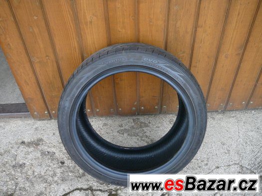 Hankook Ventus 215/40 R16 – fotografie 2