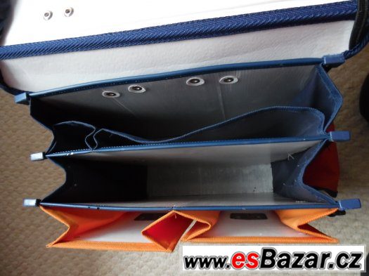 Prodám  školní aktovku EMIPO+zdarma box na  sešity – fotografie 4