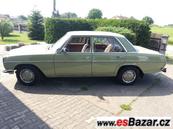 Mercedes-Benz W115 220D – fotografie 2