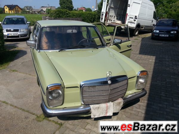 Mercedes-Benz W115 220D – fotografie 3