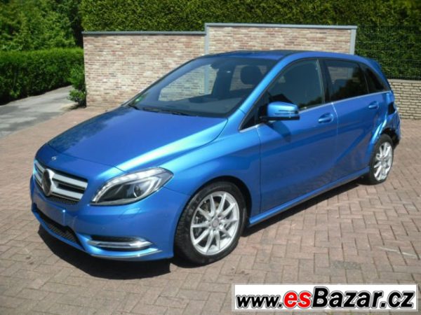 Mercedes-Benz B 200  – fotografie 4