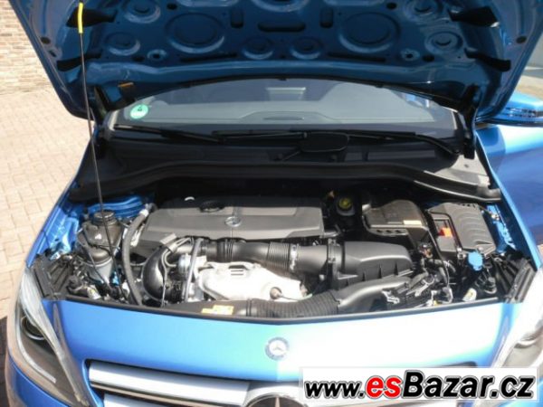 Mercedes-Benz B 200  – fotografie 6