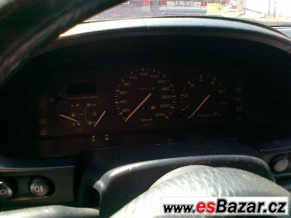 Mazda 323F mrkačka – fotografie 4