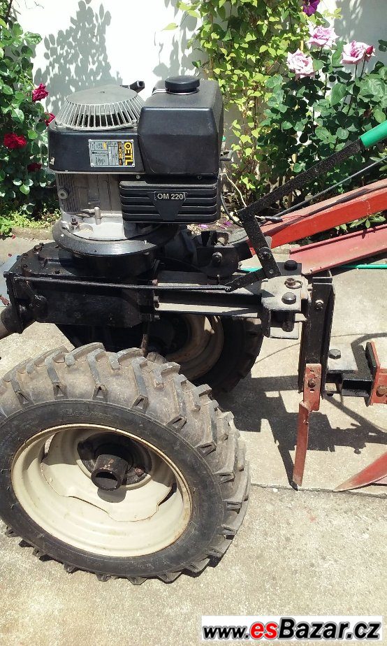 Malotraktor ZD Dolina – fotografie 4
