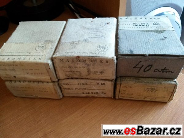 MANOMETRY 0-600 kPa, 0-4/0-2,5 MPa – fotografie 1