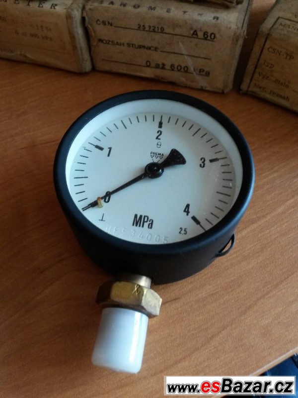 MANOMETRY 0-600 kPa, 0-4/0-2,5 MPa – fotografie 3
