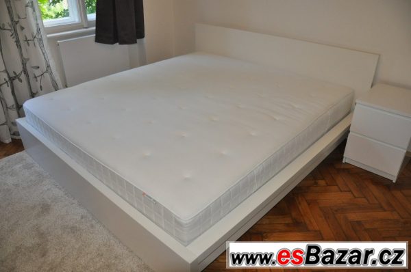 Matrace Hyllestad + postel MALM – fotografie 2
