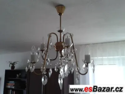 Lustr křišťálový