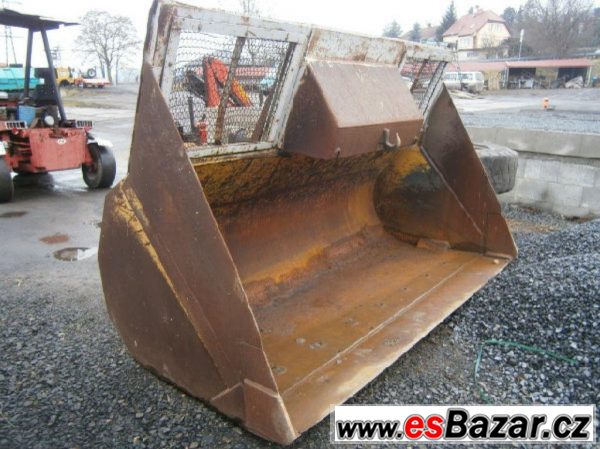 lopata UNK 320 velkoobjem ,barva , nastavena z 1 – fotografie 2