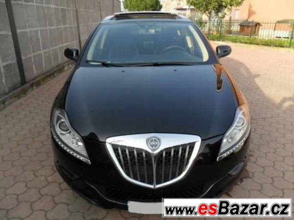 Lancia Delta 1.9 MJT Twinturbo – fotografie 5