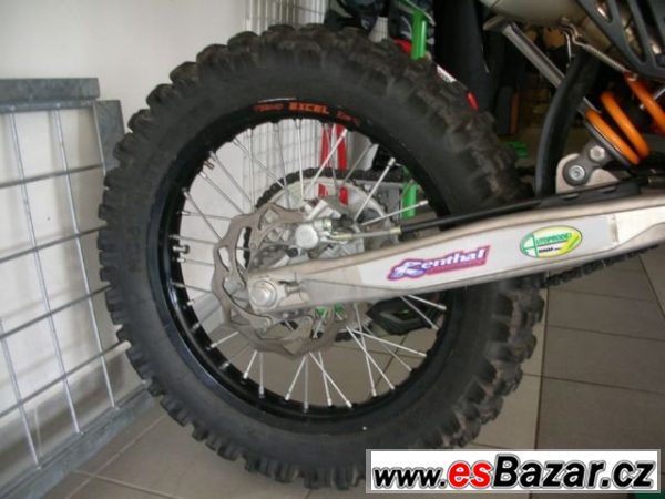 KTM, enduro silniční – fotografie 6