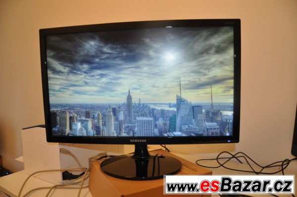 Monitor 21.5" Samsung S22D300H – fotografie 1