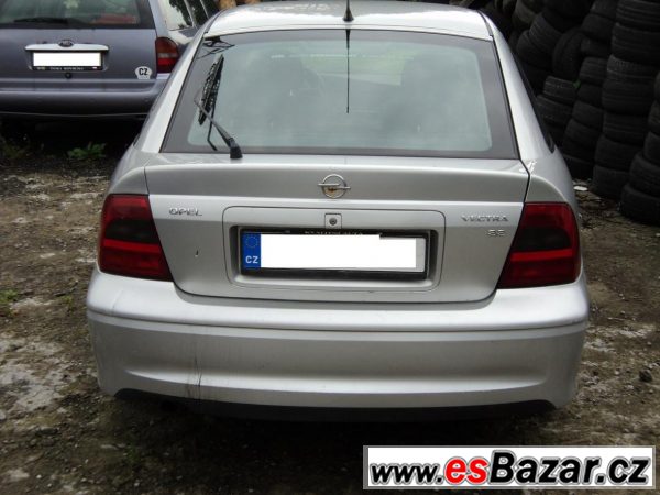 Opel Vectra B r. 2001 2,0i16V - ND – fotografie 4