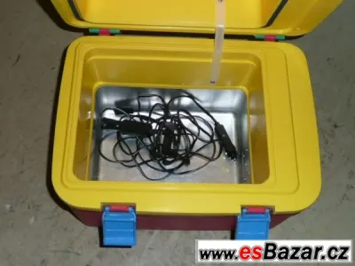 Mobilní chladnička do auta