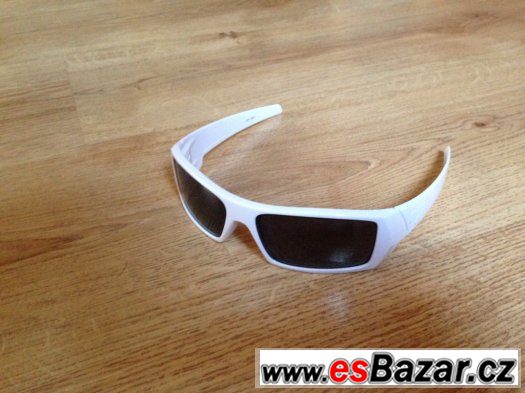 Oakley sluneční brýle – fotografie 2