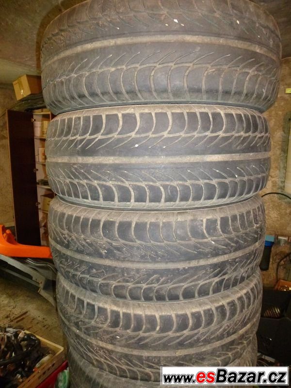 Pneu Barum Bravuris 185/60 R 14 – fotografie 1