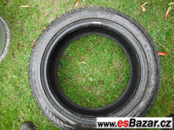 Pneu 235/45 R 17 97V, 8mm  – fotografie 2