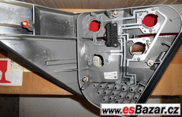 Mercedes S-Classe  - zadní lampy – fotografie 4