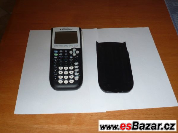 Kalkulátor TI - 84 Plus – fotografie 2