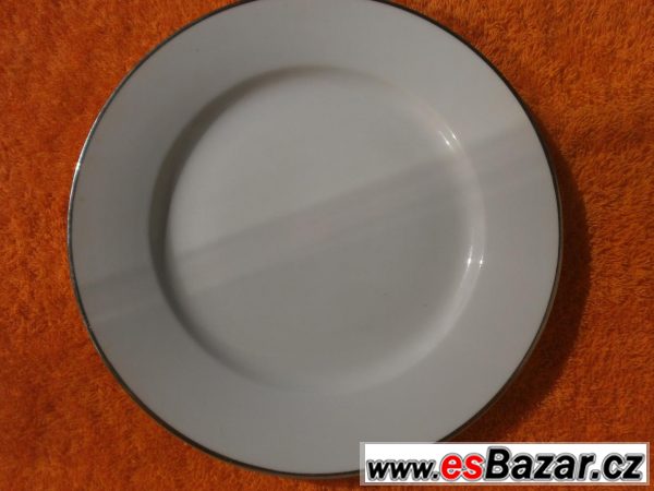 Jídelní souprava - bílý porcelán – fotografie 2