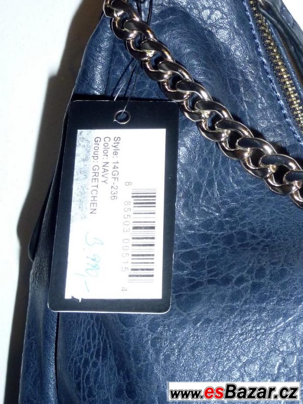 Kabelka Guess Gretchen Chain modrá – fotografie 4