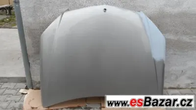 Kapota na Mercedes C TYP 204