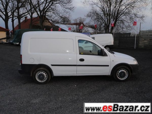 Opel Combo C Van 1,3 CDTi 16V – fotografie 3