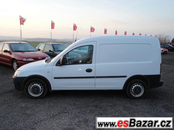 Opel Combo C Van 1,3 CDTi 16V – fotografie 4