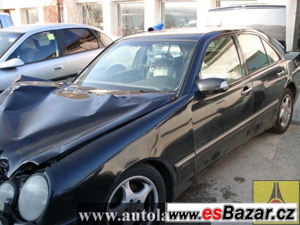 Mercedes E210 náhradní díly – fotografie 2