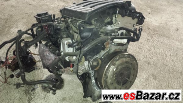 Motor BMW 320d E46 100kW (98-02) – fotografie 3