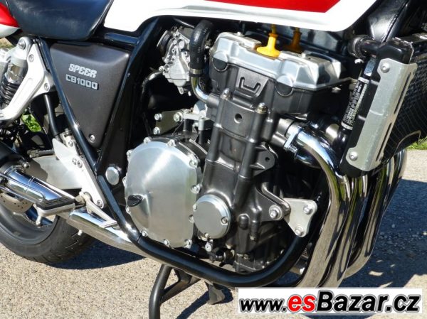 Honda CB 1000 Super Four, nakedbike – fotografie 3