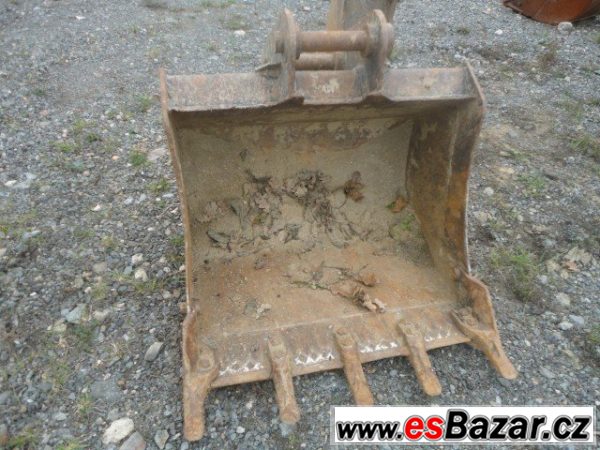 Lžíce na JCB a Komatsu Ostatní 0 kW, barva – fotografie 1