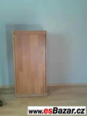 policová skříňka