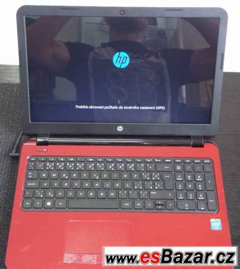 HP 15-r161nc - TOP STAV – fotografie 1