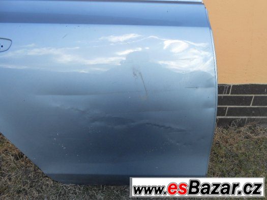 Prodám pravé zadní dveře na VW Golf 5 – fotografie 2