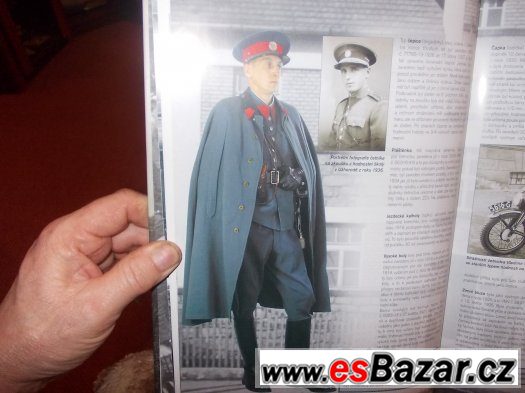 UNIFORMY ČETNÍK A POLICIE  RG SNB  DO r 1960 – fotografie 1
