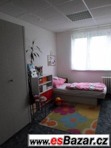 Prodej bytu 3+1 s garáží Hroznětín – fotografie 3