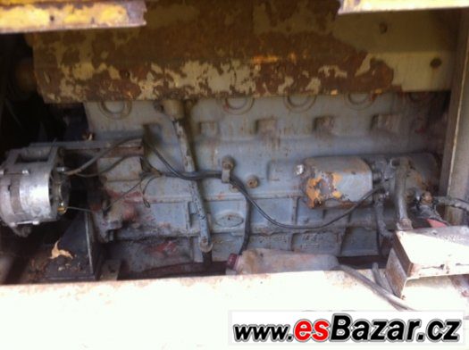 Motor Zetor 6x válců – fotografie 3
