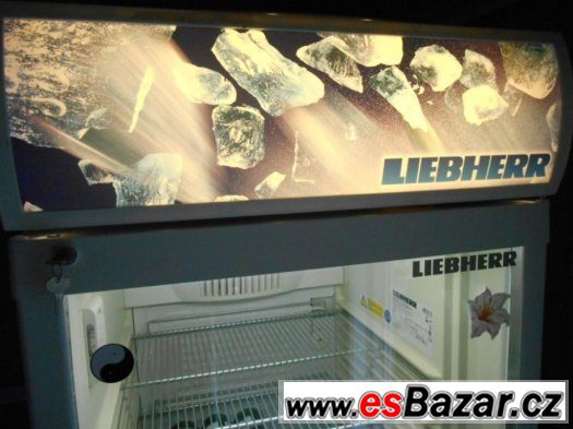 Prosklená lednice LIEBHERR – fotografie 4