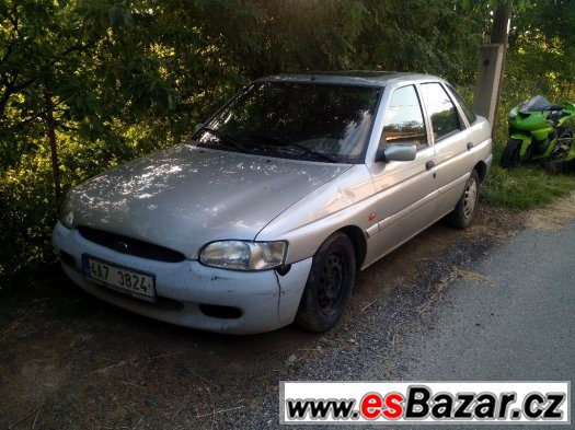 Ford Escort 1.8TD Ghia – fotografie 1